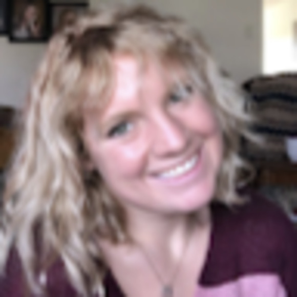 Meet your Posher, Erica - Picture 1 of 1